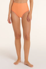 Vanessa Bottoms in Papaya