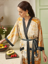 Elegant Yellow Crane & Lotus Kimono Robe with Pockets