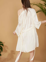 Elegant Hollow Out Detail Short Robe with Pockets